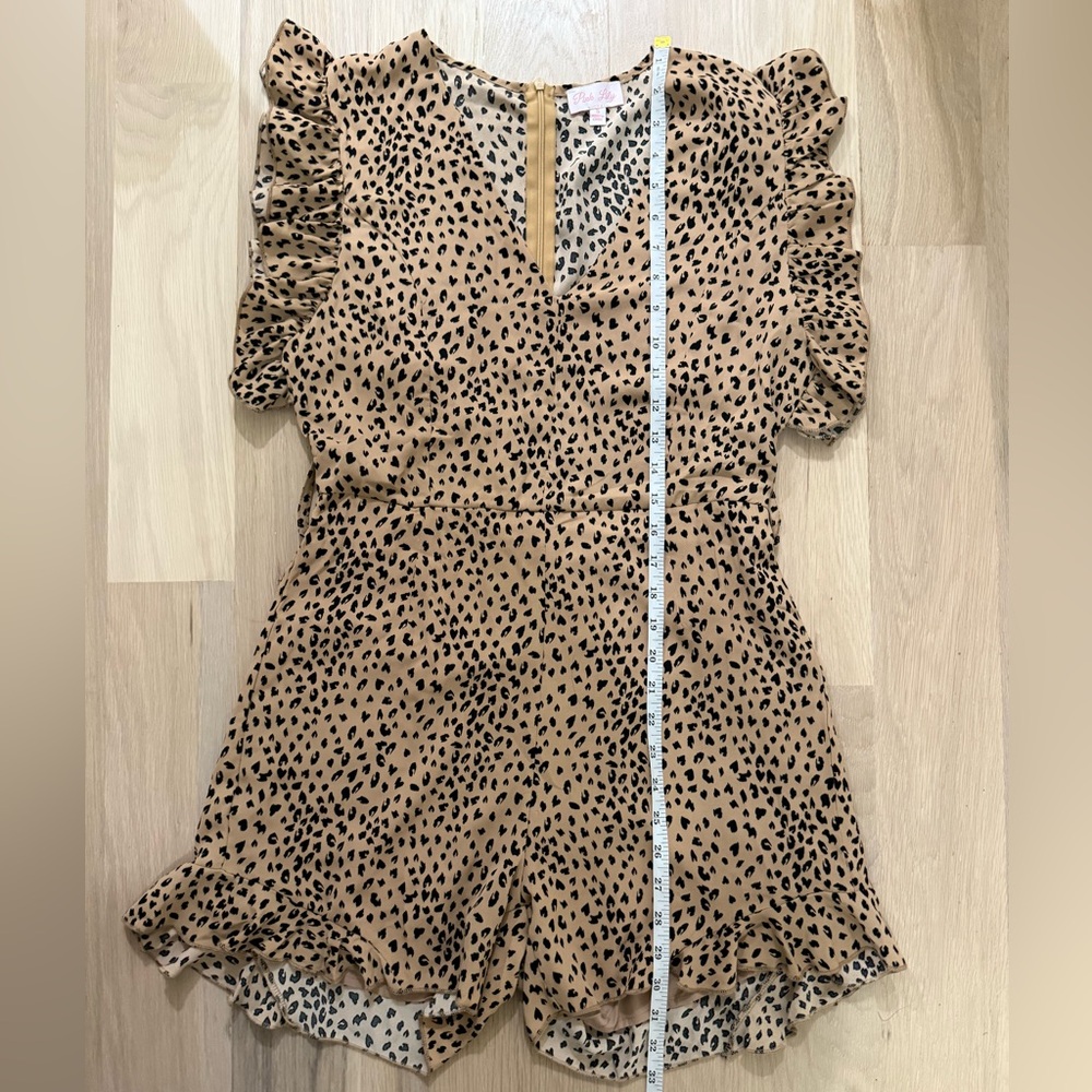 Pink lily leopard printed romper - Picture 12 of 14